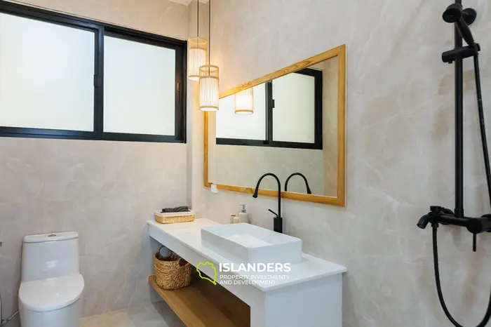 Exquisita villa de 3 habitaciones con vista al mar en venta en Koh Phangan, Chaloklum