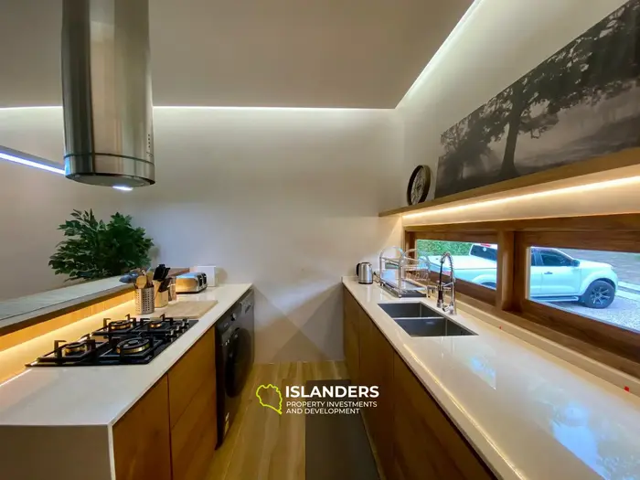 Luxury 3 double bedroom Pool Villa