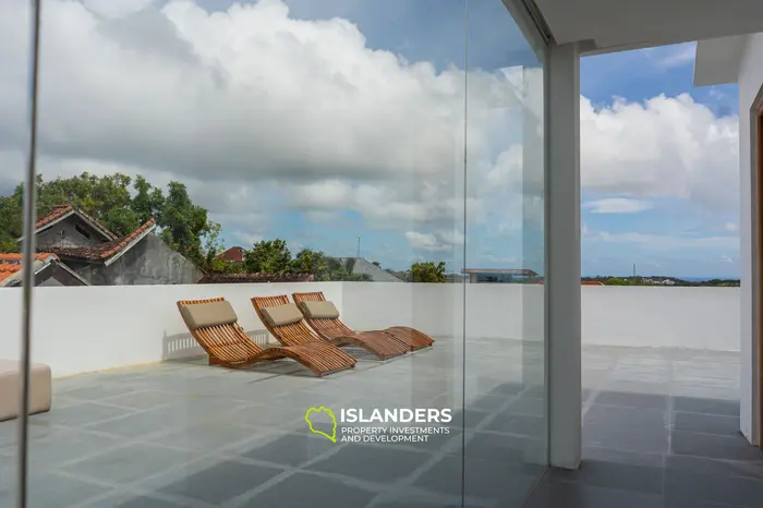 Stunning 3-Bedroom Villa for Sale with Sea View in Bali, Bingin Beach