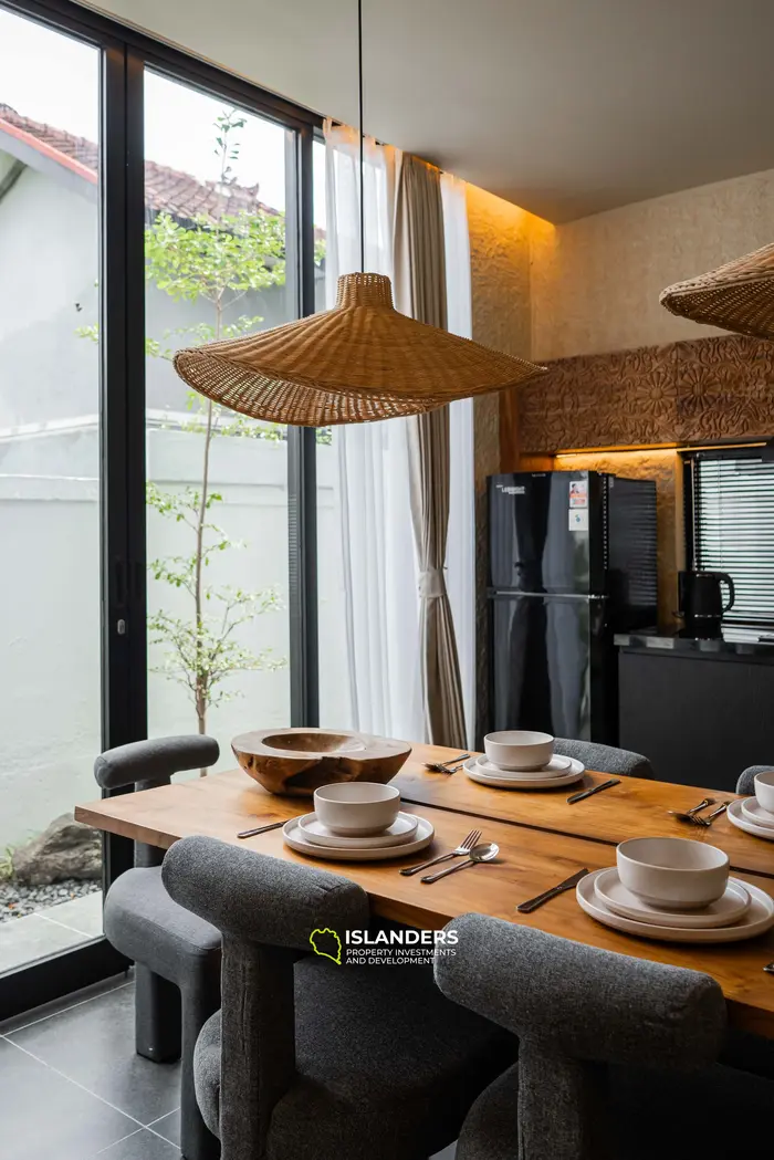 Stunning 3-Bedroom Villa for Sale with Sea View in Bali, Bingin Beach