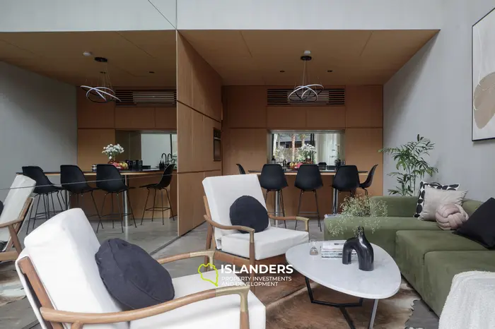 Premium Villa for Sale in Bali's Beautiful Badung, Berawa - Garden View, 2 Bedrooms