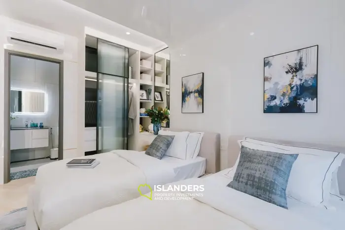 Stunning 2-Bedroom Beachfront Apartment for Sale in Bang Tao Beach, Phuket