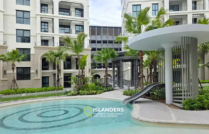 Stunning 2-Bedroom Beachfront Apartment for Sale in Bang Tao Beach, Phuket
