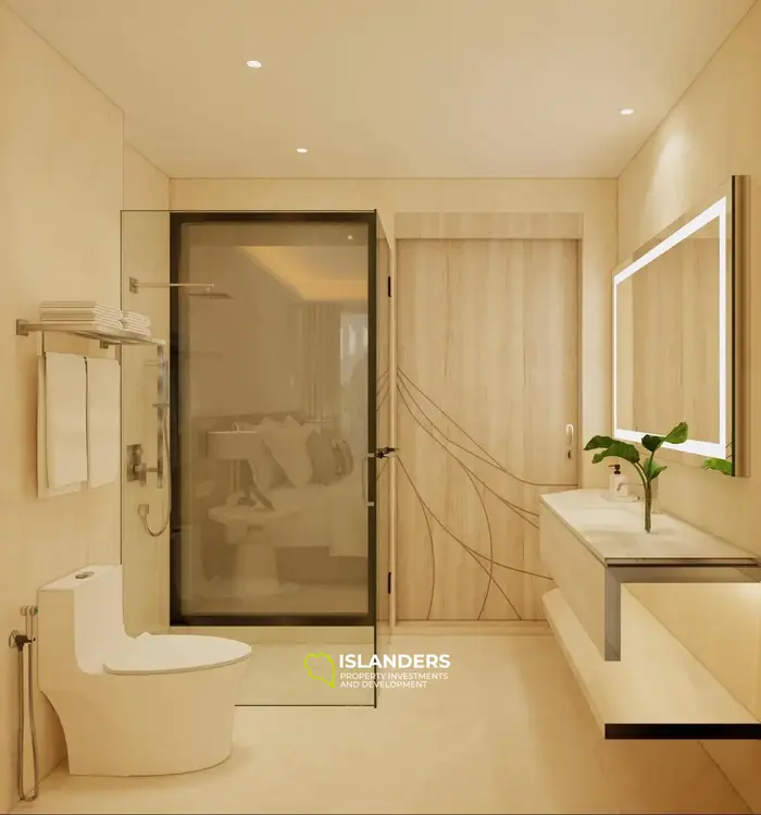 Уютная студия на берегу моря продается всего в 100 м от пляжа Най Тон на Пхукете.