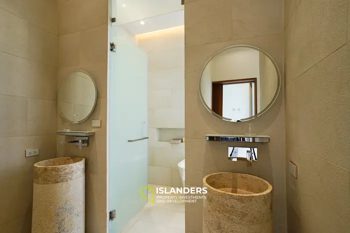 Villa de lujo de 3 dormitorios en venta en Bang Tao Beach, Phuket
