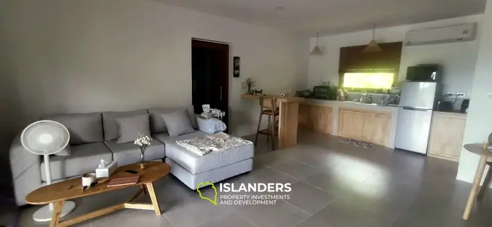 Gran oportunidad - Propiedad de 2 villas con vista al mar