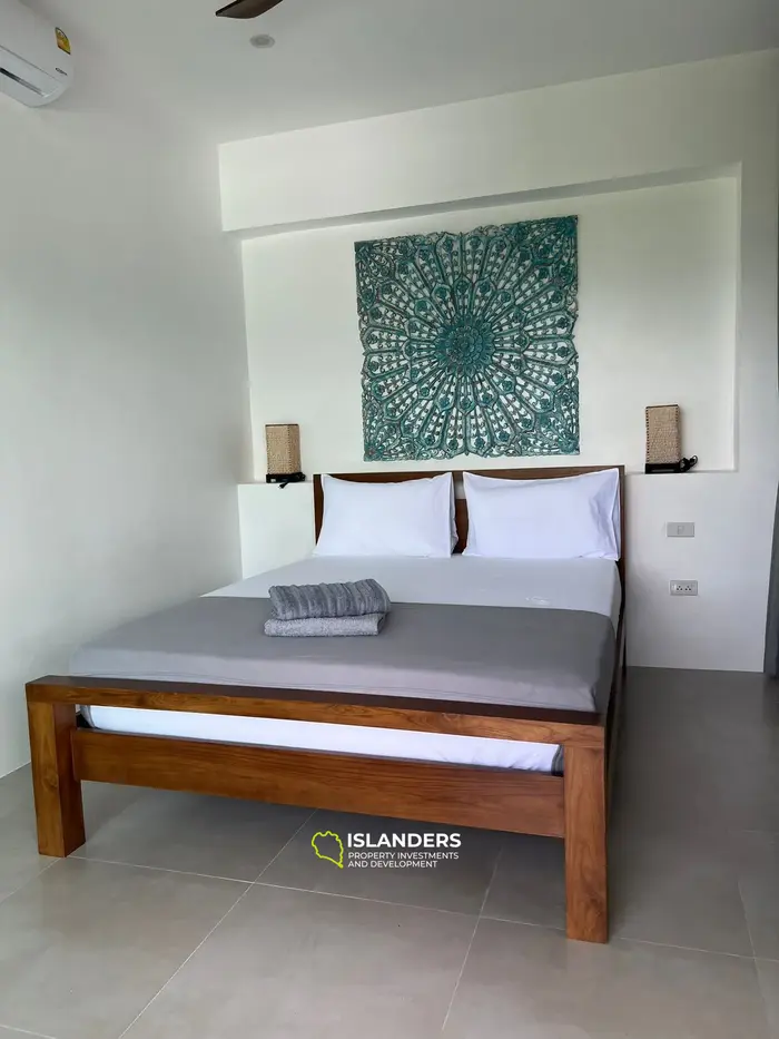 Gran oportunidad - Propiedad de 2 villas con vista al mar
