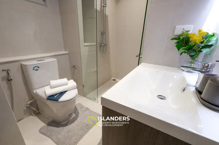 Apartamento Premium de 1 dormitorio de 27 m² en venta en Phuket, playa Nai Yang a 400 m.