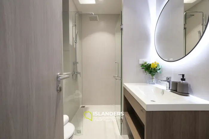 Apartamento Premium de 1 dormitorio de 27 m² en venta en Phuket, playa Nai Yang a 400 m.