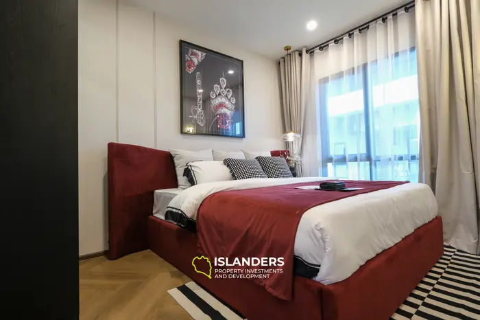 Stunning 1-Bedroom Apartment 32sqm for Sale in Bang Tao Beach