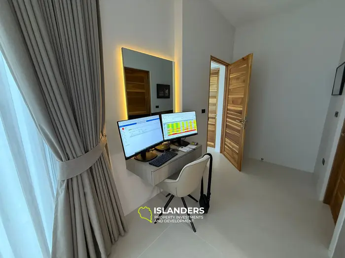 プールヴィラ 2ベッドルーム 開発されたエリアの島（マエナム）