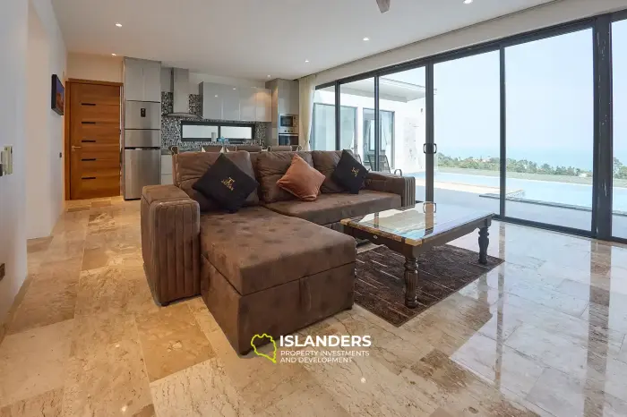 3-bdrm pool villa with ocean view from living room (Chaweng)