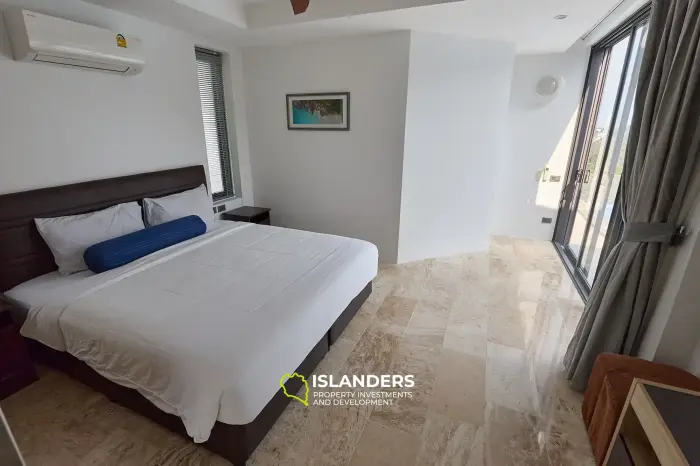 3-bdrm pool villa with ocean view from living room (Chaweng)