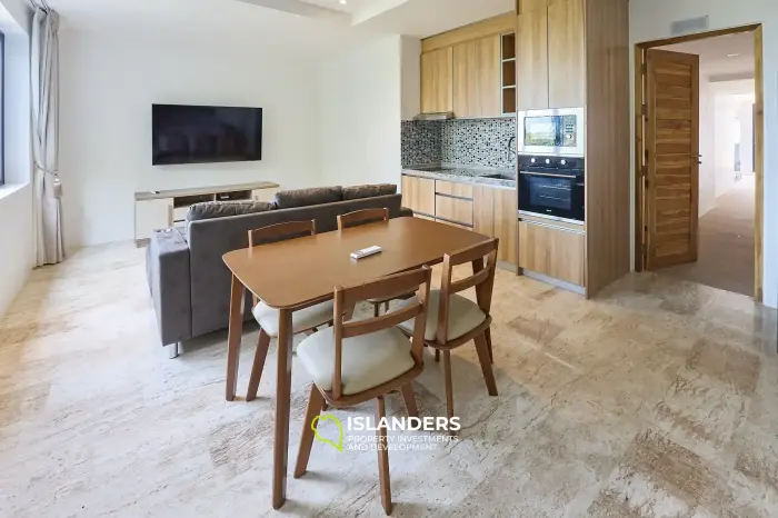 3-bdrm pool villa with ocean view from living room (Chaweng)
