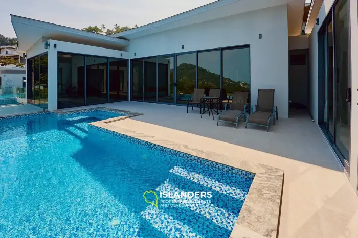 3-bdrm pool villa with ocean view from living room (Chaweng)