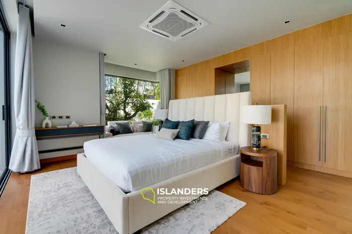 Elegant 3-Bedroom Villa with Private Pool in Bang Tao