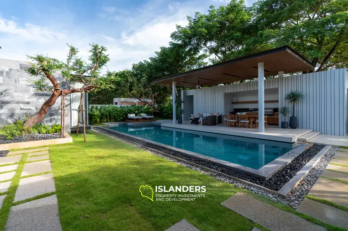 Refined 4-Bedroom Villa with Pool in Bang Tao