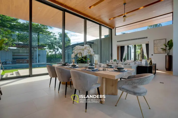 Refined 4-Bedroom Villa with Pool in Bang Tao