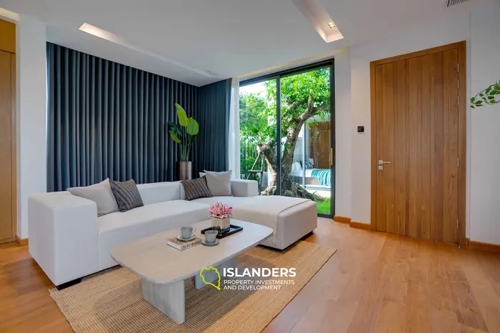 Refined 4-Bedroom Villa with Pool in Bang Tao