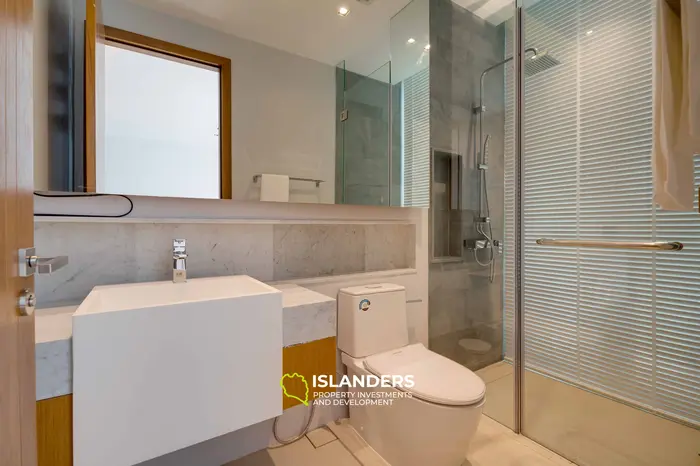 Refined 4-Bedroom Villa with Pool in Bang Tao