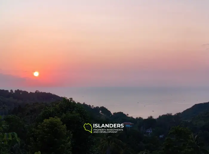 אדמה עם נוף לים מעל חוף האד סלאד