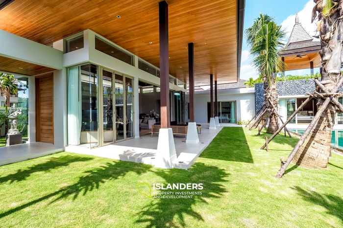 Luxurious 4-Bedroom Villa with Private Pool in Bang Tao