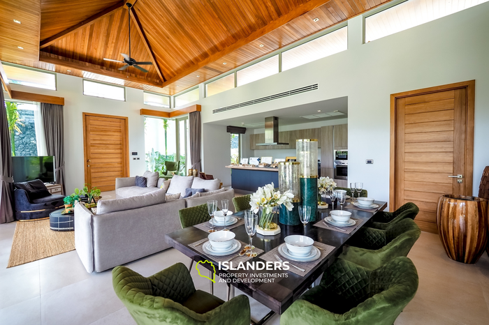 Luxurious 4-Bedroom Villa with Private Pool in Bang Tao