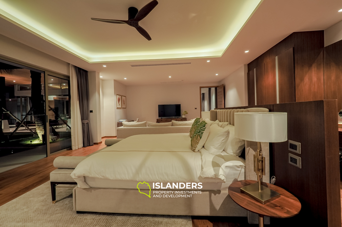Luxurious 4-Bedroom Villa with Private Pool in Bang Tao