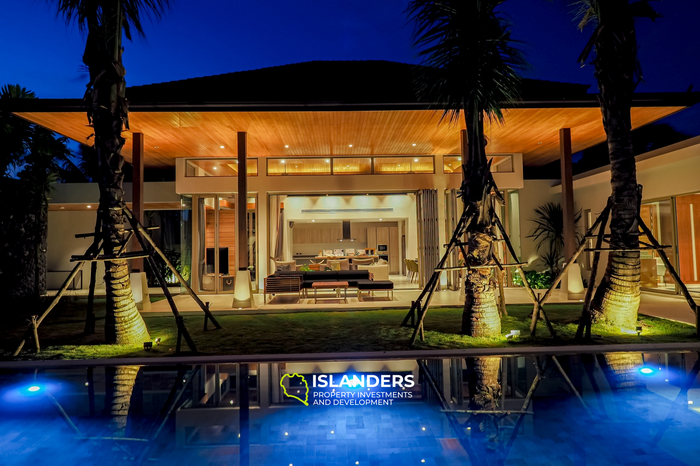 Luxurious 4-Bedroom Villa with Private Pool in Bang Tao