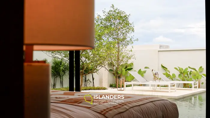 Prestigious 3-Bedroom Villa with Terrace and Private Pool in Bang Tao