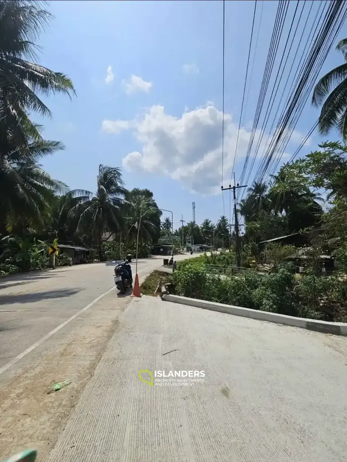 Terreno exclusivo en venta con impresionantes vistas a las montañas en Koh Phangan