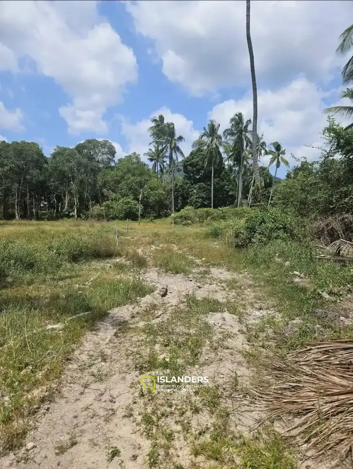 Terreno exclusivo en venta con impresionantes vistas a las montañas en Koh Phangan