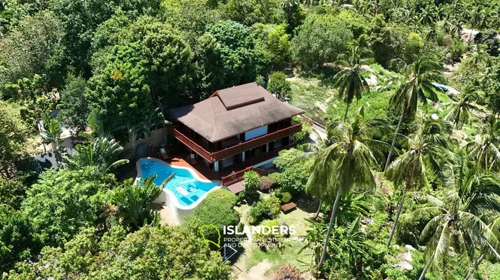 Luxurious Villa with Stunning Sea Views in Koh Phangan