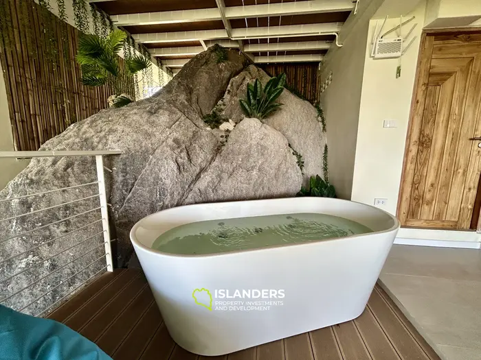 Luxurious Villa with Breathtaking Sea Views in Koh Phangan