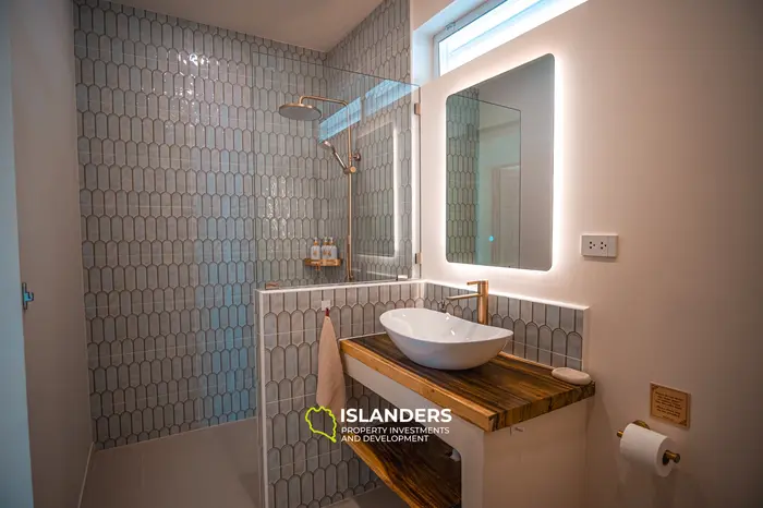 Luxurious Villa with Breathtaking Sea Views in Koh Phangan