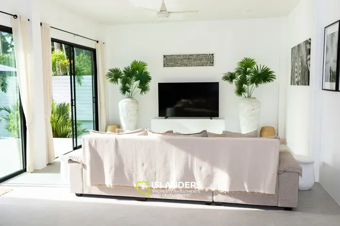 High-end 3-Bedroom villa in the jungle