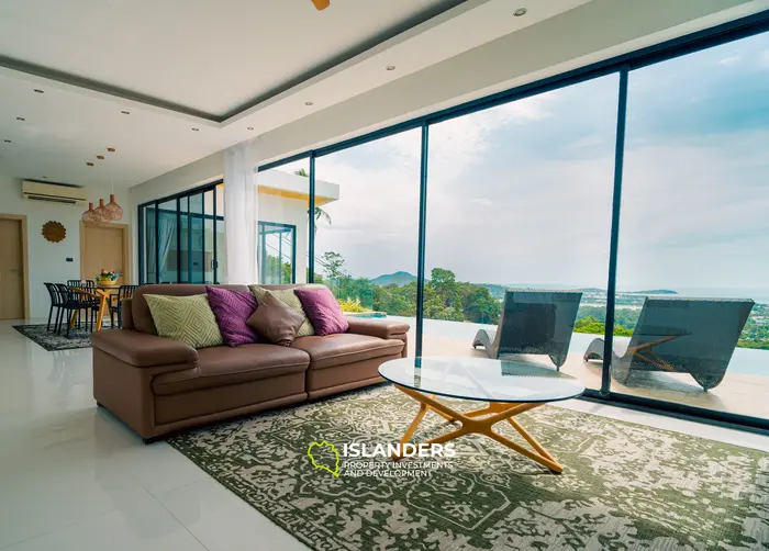 Moderna villa de 4 habitaciones con piscina y vistas al mar desde ventanas panorámicas (Chaweng)
