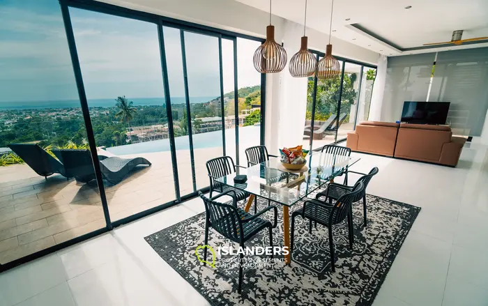 Moderna villa de 4 habitaciones con piscina y vistas al mar desde ventanas panorámicas (Chaweng)