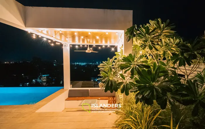 Moderna villa de 4 habitaciones con piscina y vistas al mar desde ventanas panorámicas (Chaweng)