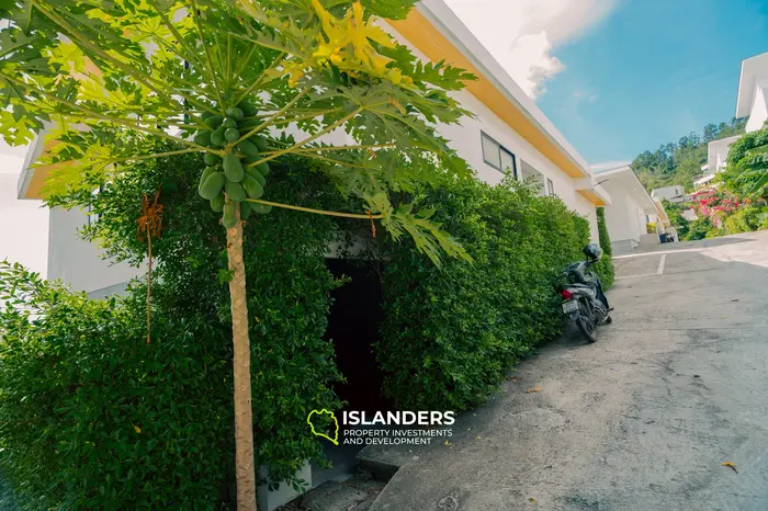 Moderna villa de 4 habitaciones con piscina y vistas al mar desde ventanas panorámicas (Chaweng)