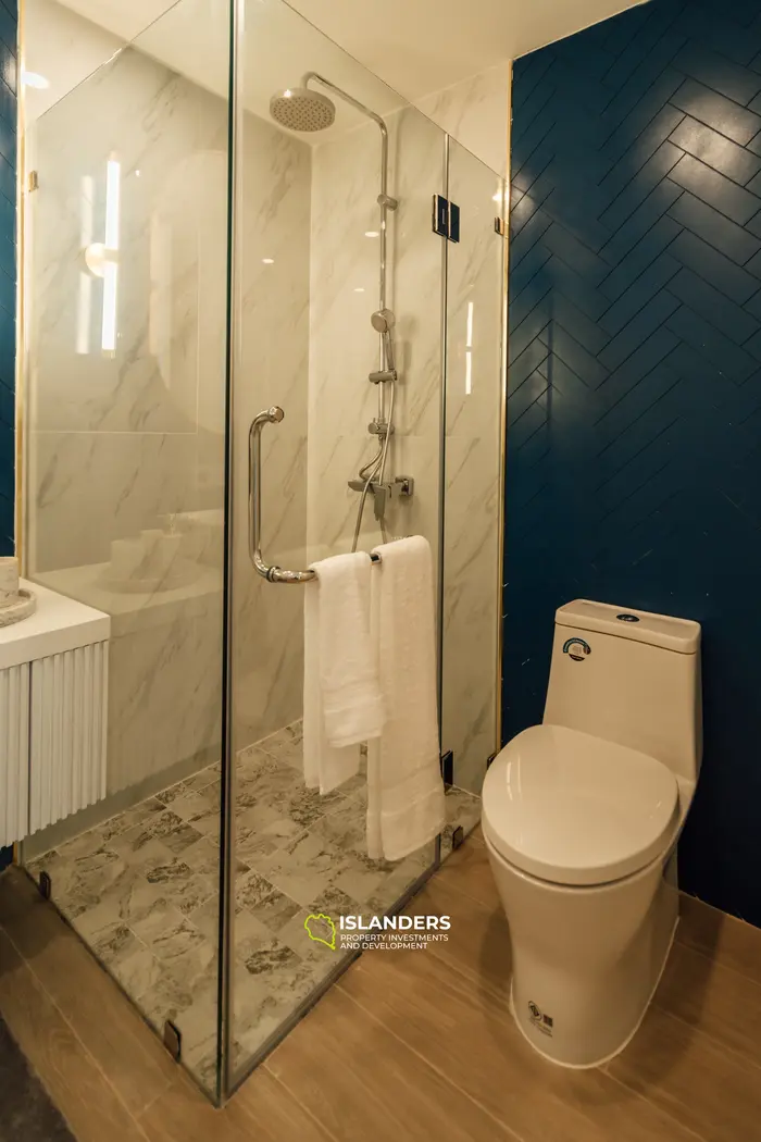 Luxurious 3-Bedroom Condo  in BangTao