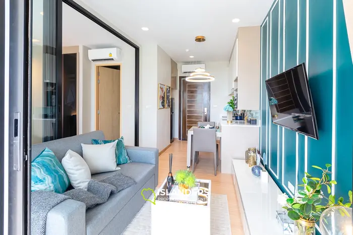 Prestigious Sea View 1-Bedroom Apartment in Karon 
