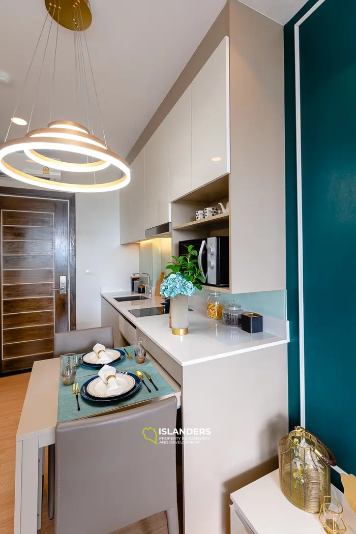 Prestigious Sea View 1-Bedroom Apartment in Karon 