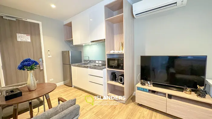 1 Schlafzimmer Condo 5. Etage mit Poolblick, Bang Tao Beach