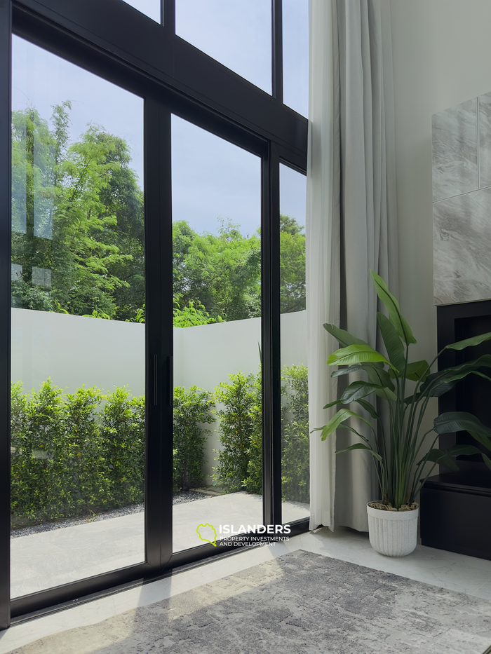 Luxury Villa with Pool View in Rawai Beach, Phuket
