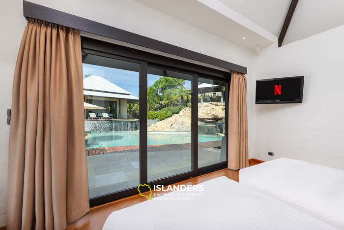 3-bdrm pool villa with sea view from terrace (Bophut)