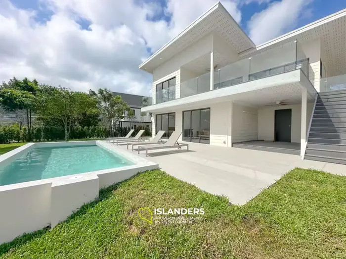4-bdrm pool villa with jungle and sea views (Bophut)