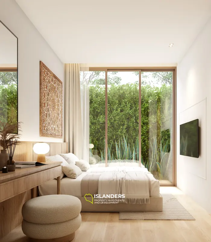 Luxurious 4BR +5 WC Villa with Garden View in Phuket