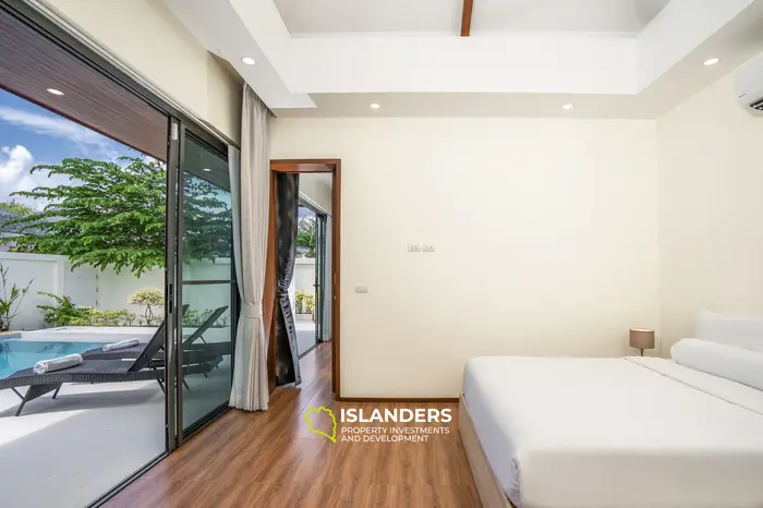 Luxurious 3BR Villa with Pool View 5 min from Rawai and Naiharn Beach, Phuket