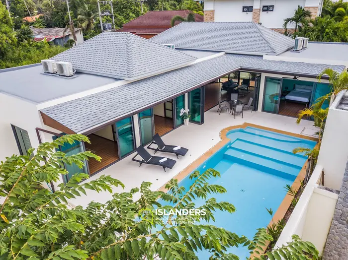 Luxurious 3BR Villa with Pool View 5 min from Rawai and Naiharn Beach, Phuket